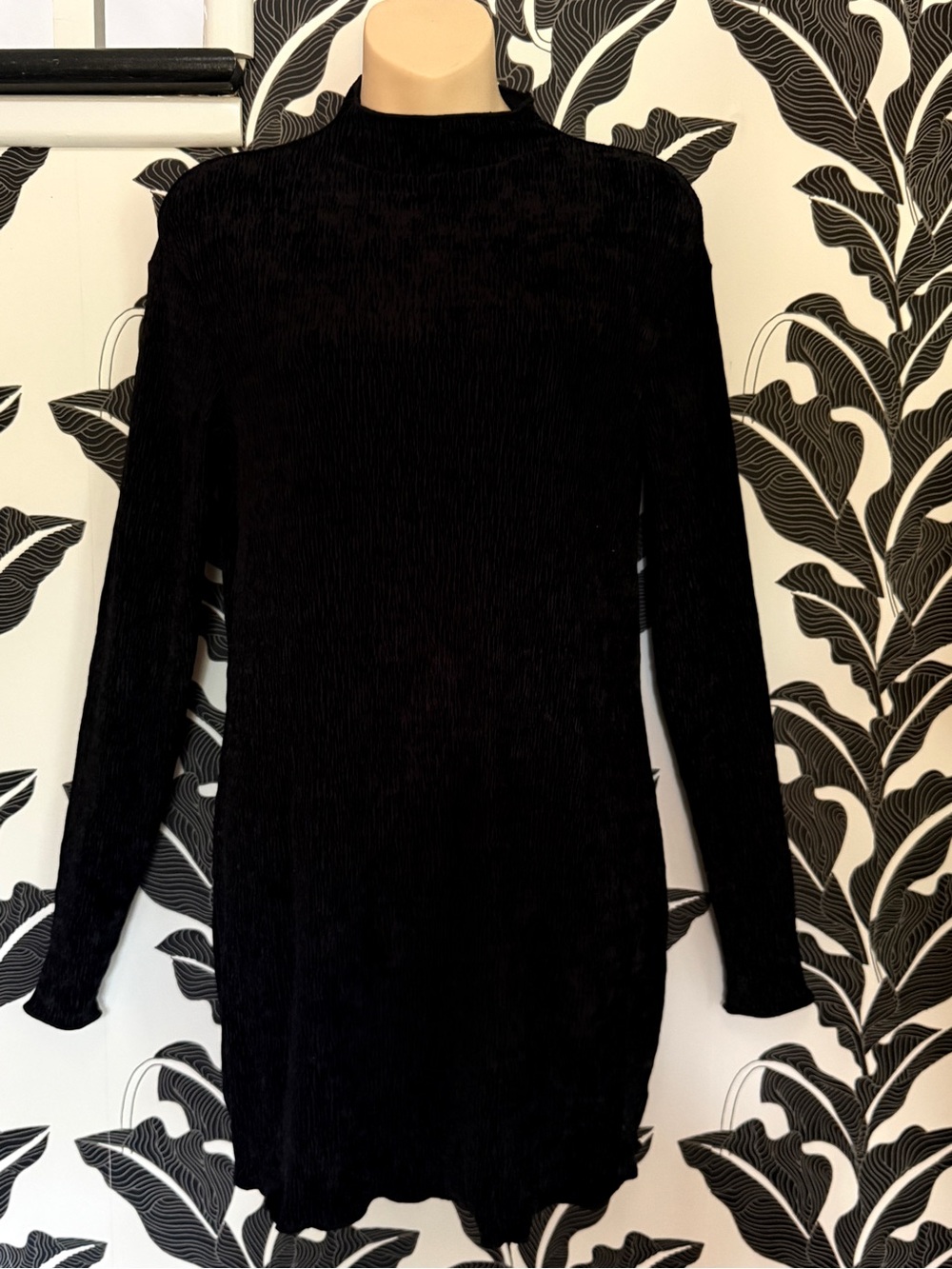 & Other Stories Black Crinkle Stretch Mini Dress US 6 NWT